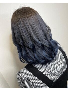 ヘアスタジオ マテリアル(hair studio Material) ブルーブラック