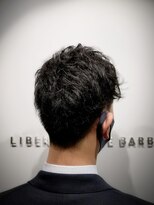 リバティシェアバーバー 銀座(LIBERTY SHARE BARBER)&nbsp;【くせ髪活かし】セクシーツーブロックスタイル
