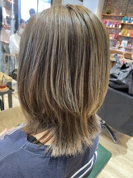 サラ(sarah) レイヤーボブ