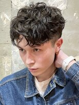 アカ(ACA)&nbsp;ツイストスパイラルパーマメンズパーマメンズマッシュ札幌大通