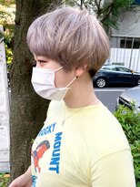 アイティー バイ アルバム 中野店(IT by ALBUM)&nbsp;ホワイトベージュ_外ハネボブセクションカラー_ba400281