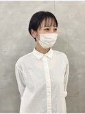 ダークブラウン×耳掛けショート