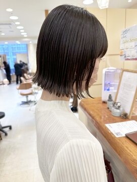 モリオ フロム ロンドン サッポロファクトリー店(morio FROM LONDON) 【morio札幌】札幌ボブ　大人かわいい黒髪ぱつっと外ハネボブ