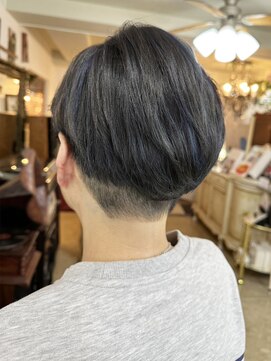 アルファ インタラクティブ エム フラワー(ALUFA interactive.M Flower) 20代30代40代小顔ハンサムショート刈り上げマッシュ