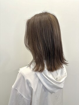 ゼンドットカラスマ(Zen.karasuma) ブリーチあり透明感ベージュ20代30代40代