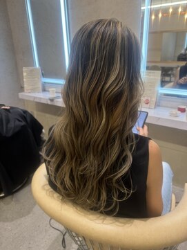 アンブルリュクス 中野(amble luxe) バレイヤージュ