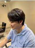メンズセンターパート　毛流れショート　センターパート