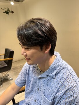 トレス(TRESS) メンズセンターパート 毛流れショート センターパート