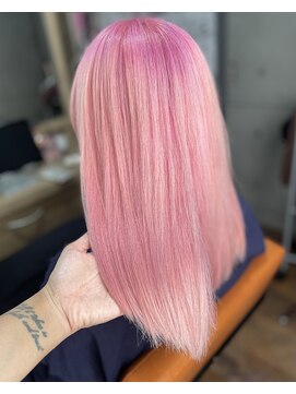 ヲタクに美容室は難しい。 ブリーチ2回～ホワイトピンク
