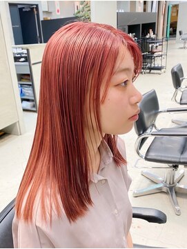 トゥコ(tuco) ボブ　ブリーチ　ブロンド　ミルクティーベージュ