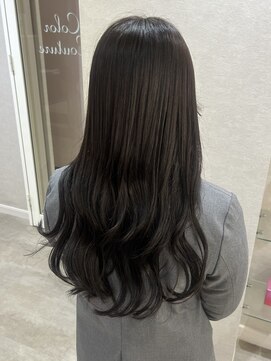 カラークチュール(Color Couture) 黒髪/ホブルフ/ネビージュ/ネイビー/小顔カット/ボルドー/ボブ