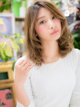 カバーヘア ブリス 川口(COVER HAIR bliss) 小顔センターパート抜け感ヘアくびれミディc6川口20代30代40代