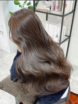 エル バイ アンキシム(elu by AHNKISM) ミディアムロングレイヤーカットブリーチなしダブルカラー心斎橋