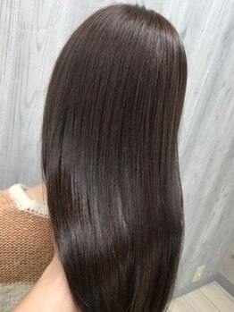 エムアンドスマート 松本(M&SMART)の写真/上質な艶は髪に女性らしさを与えてくれる。ダメージレスな施術で仕上がりもワンランク上のスタイルに☆