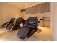 アクシス カリヤ(`AXIS KARIYA)の雰囲気（最高級のフルフラットのシャンプー台を全台完備）