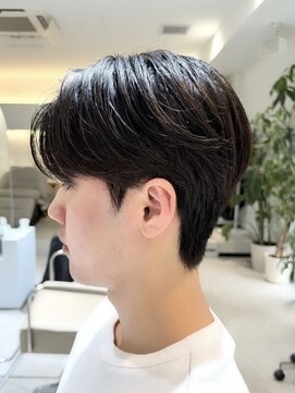 ノラ ウメダ(NORA UMEDA) 韓国ヘア 毛流れマッシュ×ダウンパーマ×リーフカット