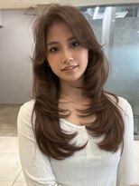 エッセンザ 梅田(ESSENZA) レイヤーカットレイヤースタイルムーンレイヤー海外レイヤー