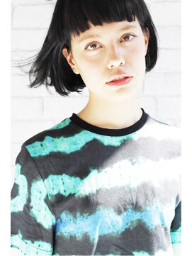 ナヌーク シブヤ(nanuk shibuya) シンプルボブ × ダークアッシュ