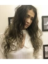 トロニー(TLONY) 人気のハイライトカラー。