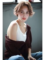 リアン(Lien)&nbsp;Lien☆外ハネハンサムショート×ヌーディピンクベージュ　立川