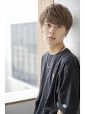 刈り上げ無造作スリークショートマッシュサイドグラデーション