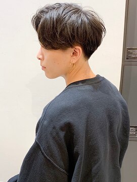 カンゴール サロン トウキョウ セントラル 原宿(KANGOL SALON TOKYO CENTRAL) 【KANGOL】センタパート・ウルフカット・韓国・ダブルカラー