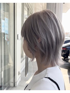 デュールイースト(Duul East) ウルフレイヤー×ホワイトシルバー