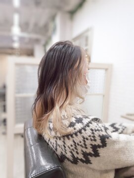 プレジール (Plaisir) ケアブリーチ＋白髪染め　インナーカラー　30代40代50代60代