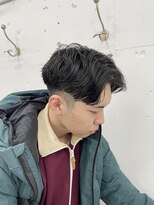 ウェルネス(Wellness) センター分けニュアンスパーマ