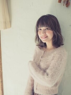 フランズ いわき(FLUNS) 黒髪/グレーベージュ/レイヤーロング/前髪パーマ/いわき市