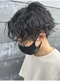 メンズセンターパート波巻スパイラルパーマニュアンスパーマ眉毛