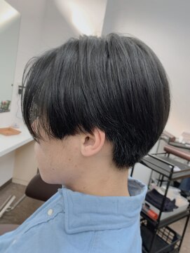 ロータス(LOTUS) メンズカット　センター分け