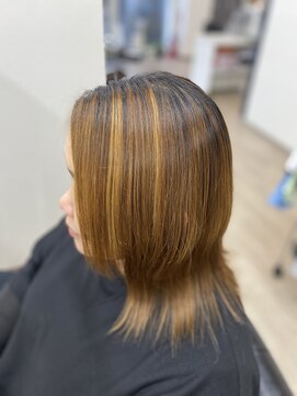 バンビ 大矢野店( Bambi) レイヤーカット