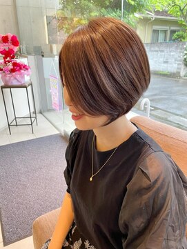 エム インターナショナル 春日部本店(EMU international) 横顔美人の前下がりボブ