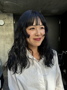 ナループロアオハナ(Nalu pu loa ohana) クリープパーマ/パーマ/顔周りレイヤー/レイヤー/癖毛風パーマ