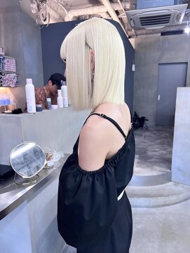 クリム(qulim) ブリーチ/ブリーチカラー/ダブルカラー/ハイトーンカラー