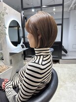 エトラ 渋谷店(etora)&nbsp;透明感 丸みボブ 耳掛け ベージュ