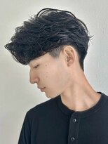 アノ(Ano.)&nbsp;大分ニュアンスパーマセンターパートフェザーパーマ毛流れパーマ