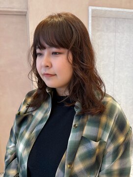 オン キャナルシティ博多前店(on) 【晴音】ミディアムレイヤー/オレンジブラウン/くせ毛/20代