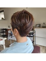 ブルーム(Bloom) メッシュカラーショートスタイル