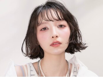 ピークアブー ワン(PEEK-A-BOO ONE)の写真/業界を牽引し続けるカットの最高峰。PEEK-A-BOOが創る必ず似合う顔周りデザイン【顔周りレイヤー/表参道】