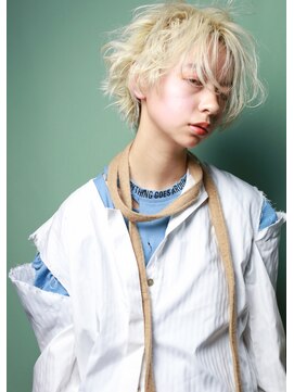 テトヘアー(teto hair) SHORT［トリプルカラー・ハイトーンカラー］