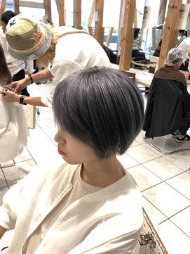 ル クール 宮内店(Le Coeur) シルバーグレー