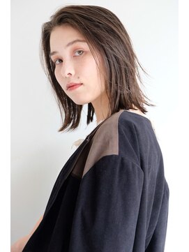 ラレイ(Lalei) 【表参道駅/青山】ブランジュ×前下がりボブ