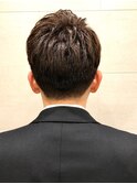 スーツにキマるビジネススタイルショートレイヤー<理容室>