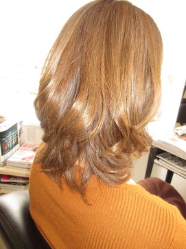 コア フィール ア デイ(COIFFURE A DAY) 【見附今町M3D】ライトグレーミディアム