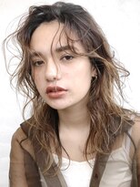 アイティー バイ アルバム 中野店(IT by ALBUM) 無造作セミディ_耳かけウェーブパーマフォギーベージュ_56876