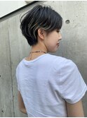 束感くびれショート　セクションカラー　ペールベージュ