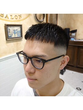 ルドローブラントオオサカ(LUDLOW BLUNT Osaka) 【LUDLOW BLUNT】クロップヘア スキンフェード