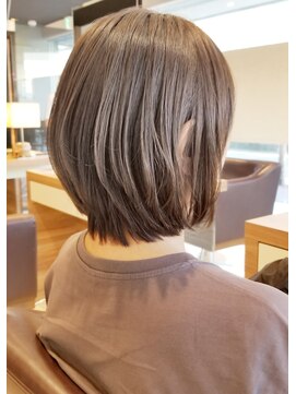 フロア(FLOOR) #ひし形ボブ#ベージュカラー#金沢文庫FLOOR八木